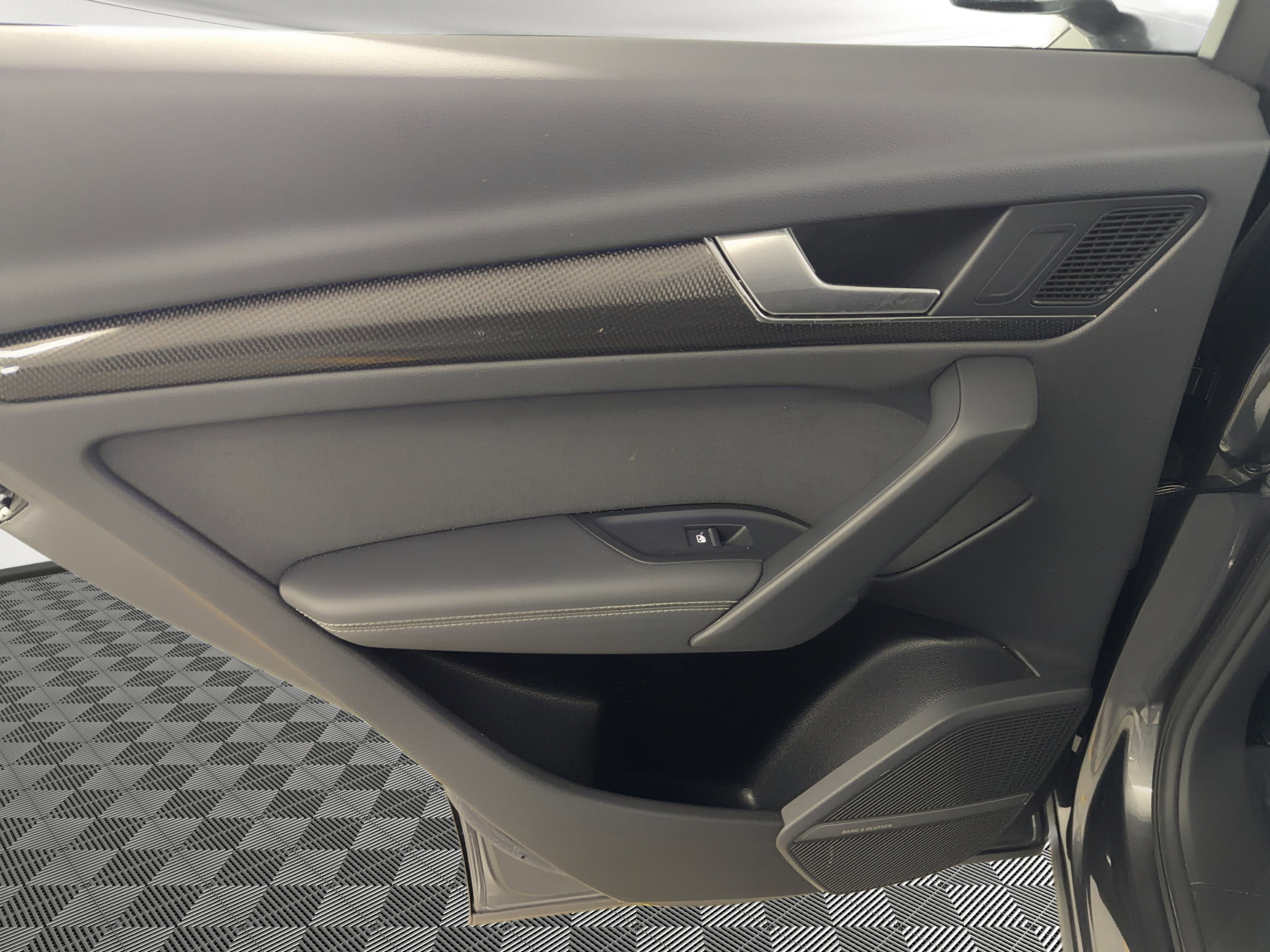 Certified 2021 Audi SQ5 Prestige w/ Prestige Package AWD/4WD image 16