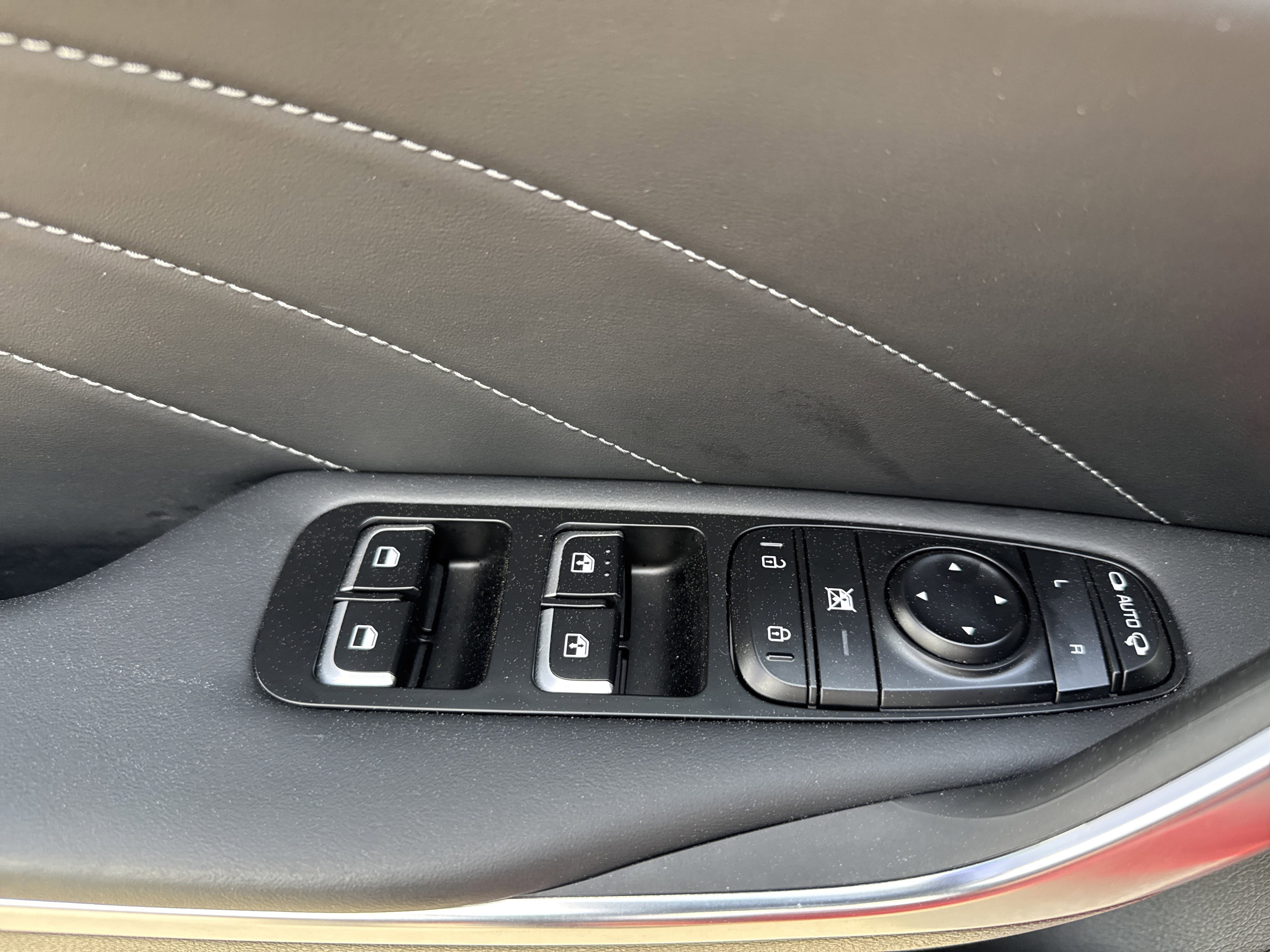 Used 2023 Kia Stinger GT2 image 15