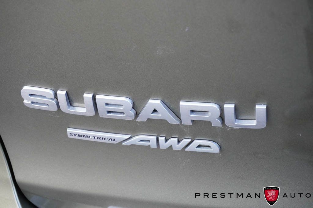 Used 2022 Subaru Ascent Limited w/ Technology Package AWD/4WD image 5