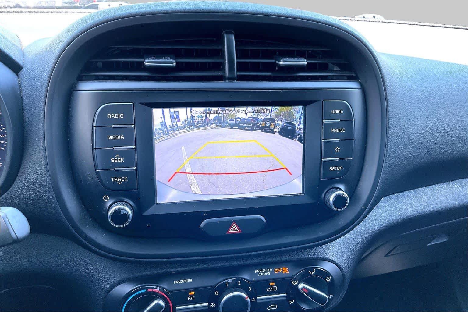 Used 2020 Kia Soul S FWD image 25