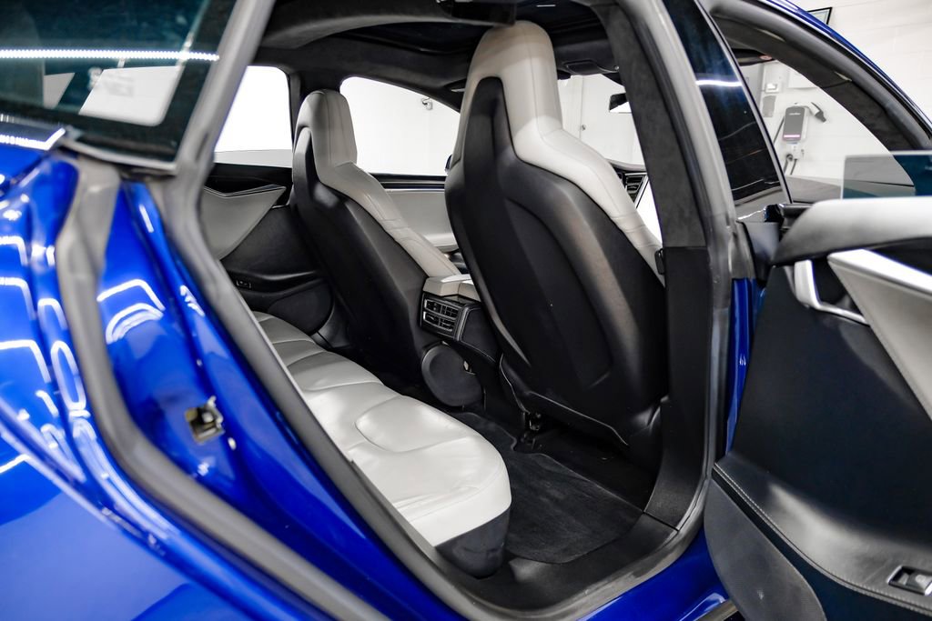 Used 2016 Tesla Model S 70 image 41