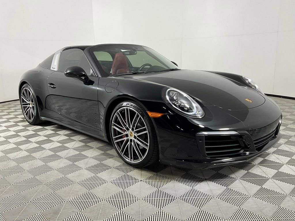 Used 2019 Porsche 911 Targa 4 image 6
