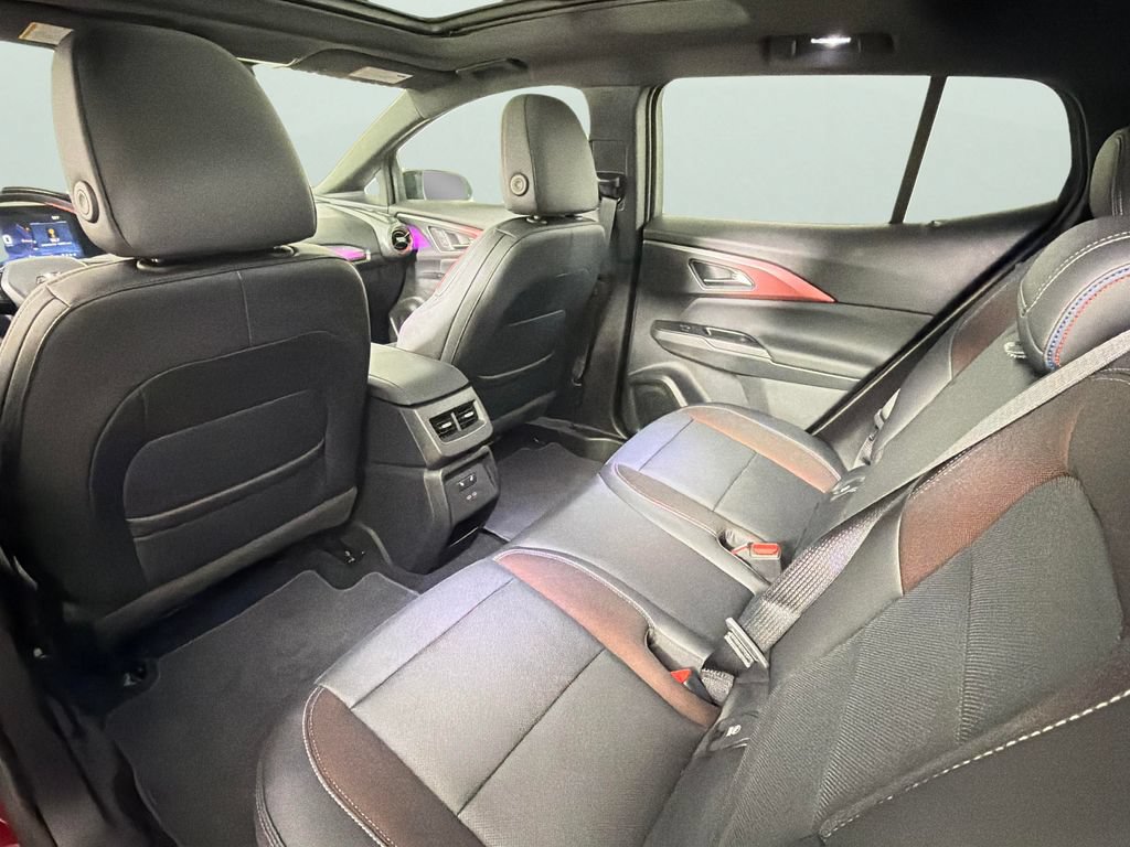 Certified 2025 Chevrolet Equinox EV RS w/ Active Safety Package 3 AWD/4WD image 28