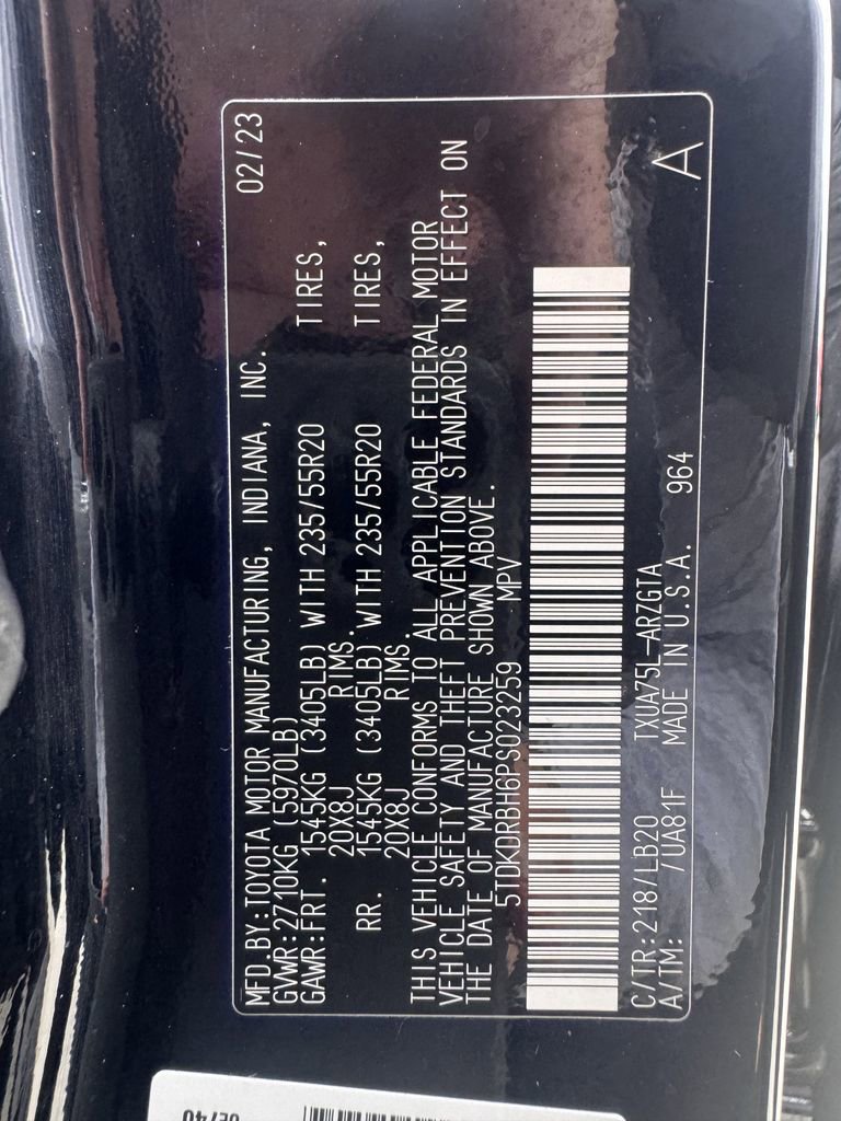 Used 2023 Toyota Highlander Limited image 31