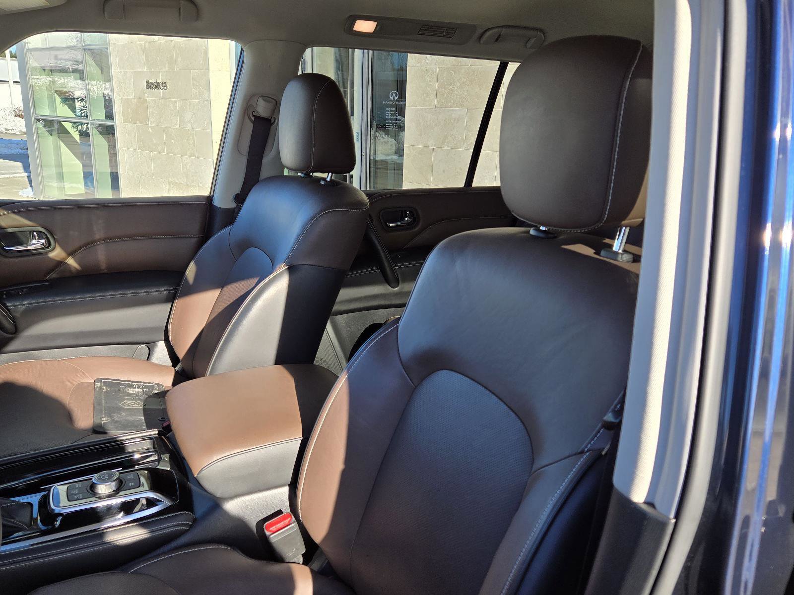 Certified 2022 INFINITI QX80 Premium Select w/ Cargo Package image 6