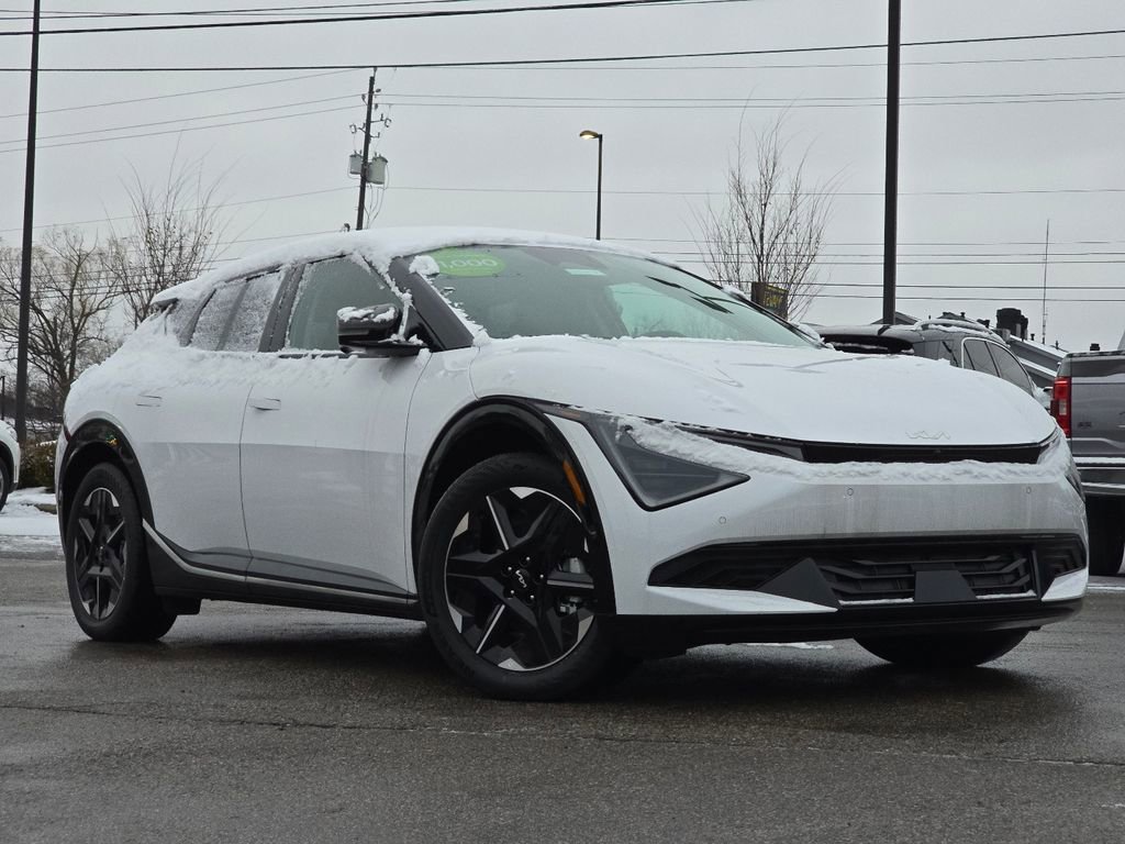 New 2025 Kia EV6 Wind image 1