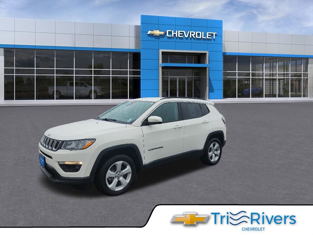 Used 2018 Jeep Compass Latitude w/ Cold Weather Group AWD/4WD image 1