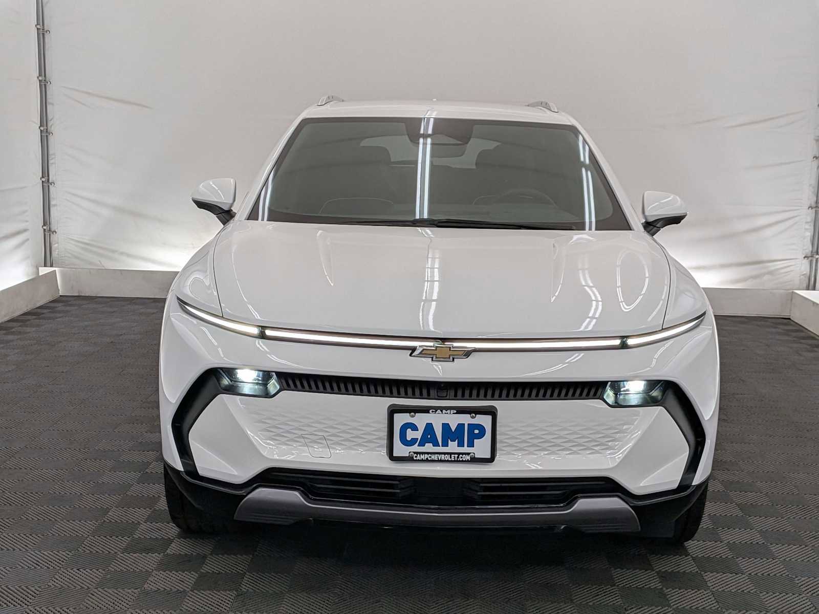 New 2026 Chevrolet Equinox EV LT image 9