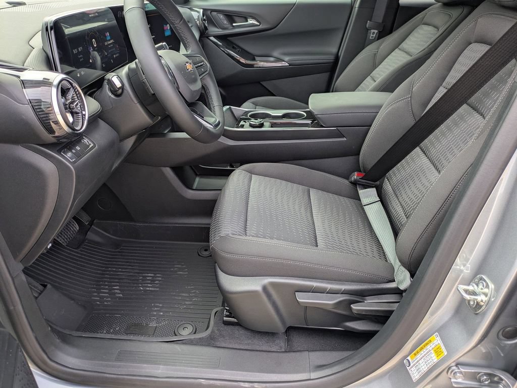 New 2026 Chevrolet Equinox LT FWD image 10
