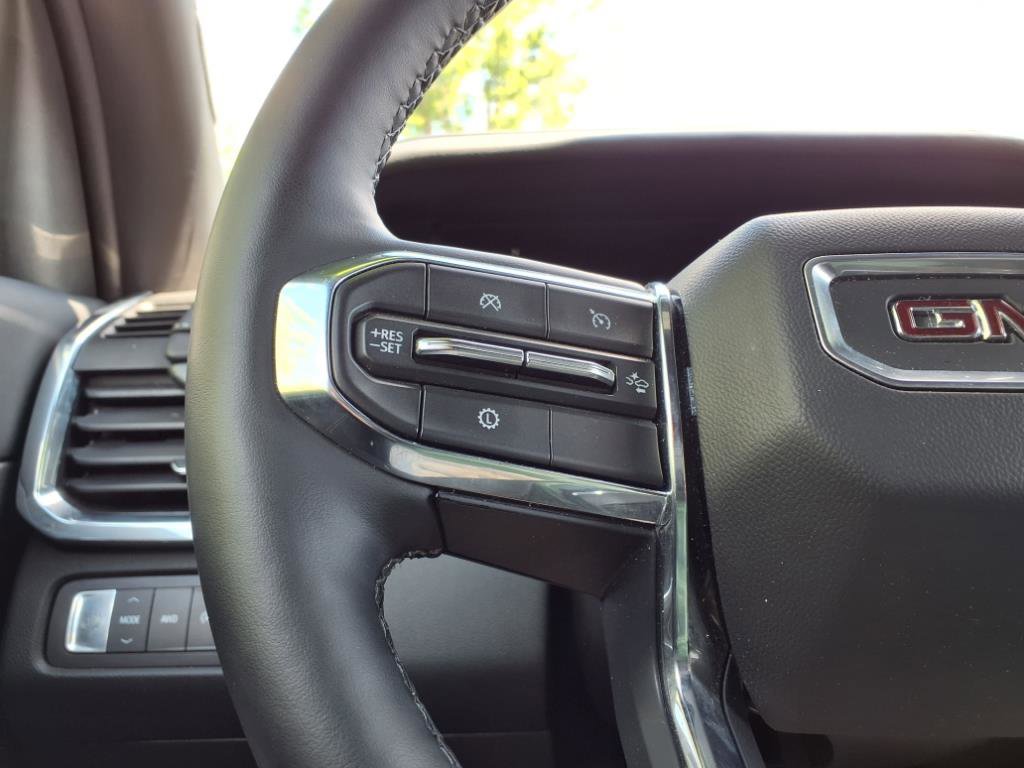 Used 2024 GMC Acadia Elevation AWD/4WD image 13