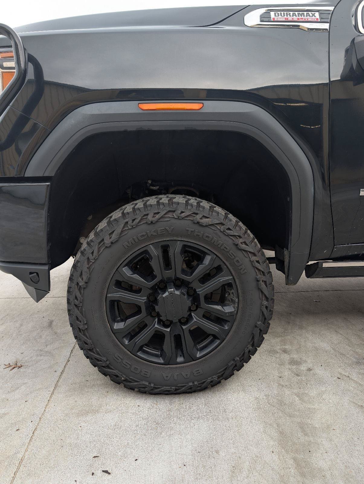 Used 2023 GMC Sierra 2500 Denali w/ Denali Black Diamond Edition AWD/4WD image 14