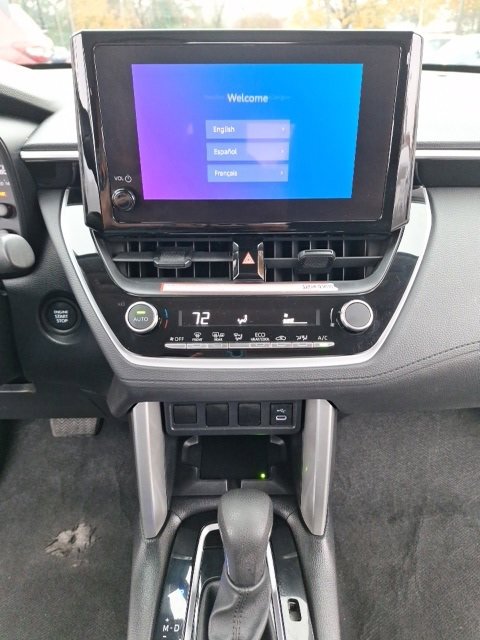 Used 2024 Toyota Corolla Cross LE image 17