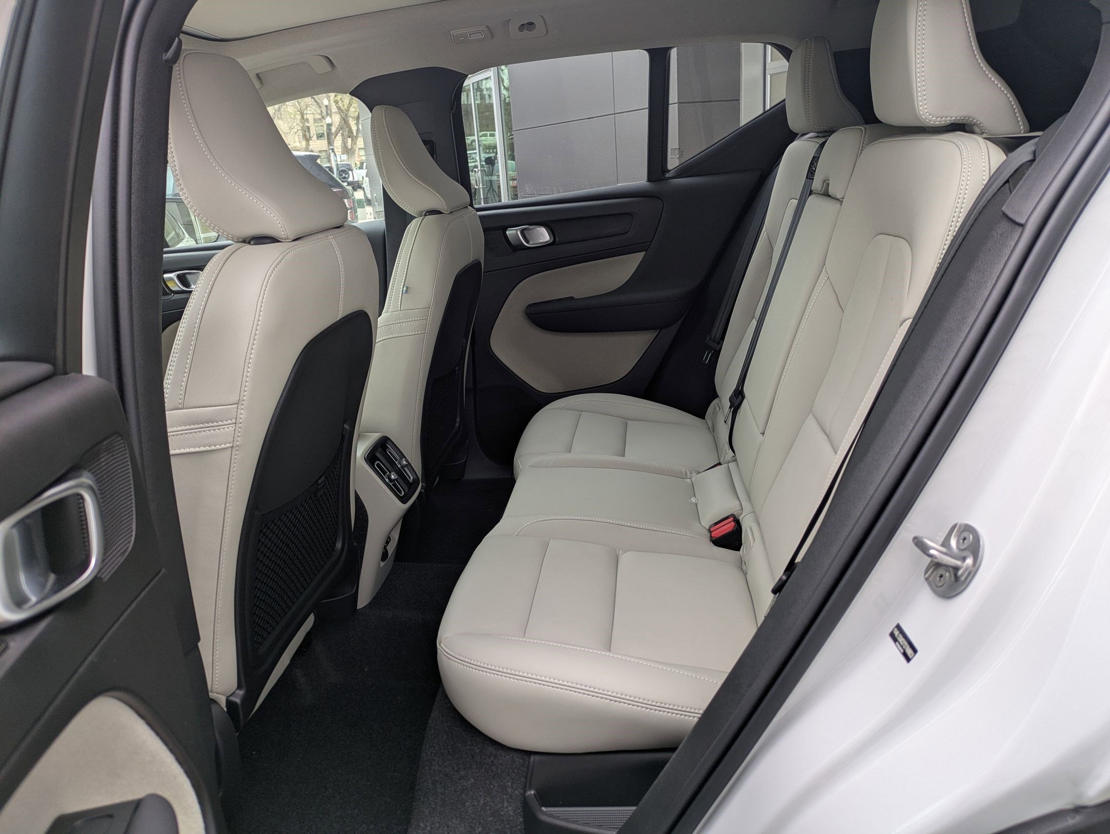 New 2026 Volvo XC40 B5 Plus w/ Protection Package Premier image 15