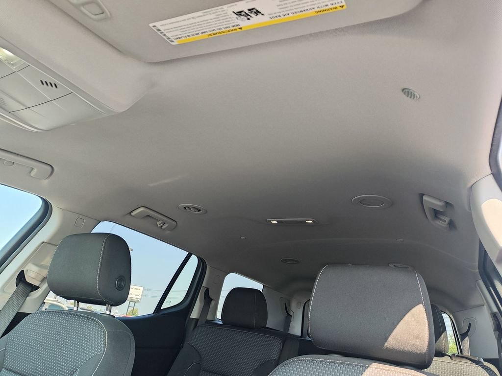 Used 2023 GMC Acadia SLE FWD image 22