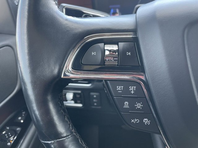 Used 2023 Lincoln Navigator L Reserve image 11