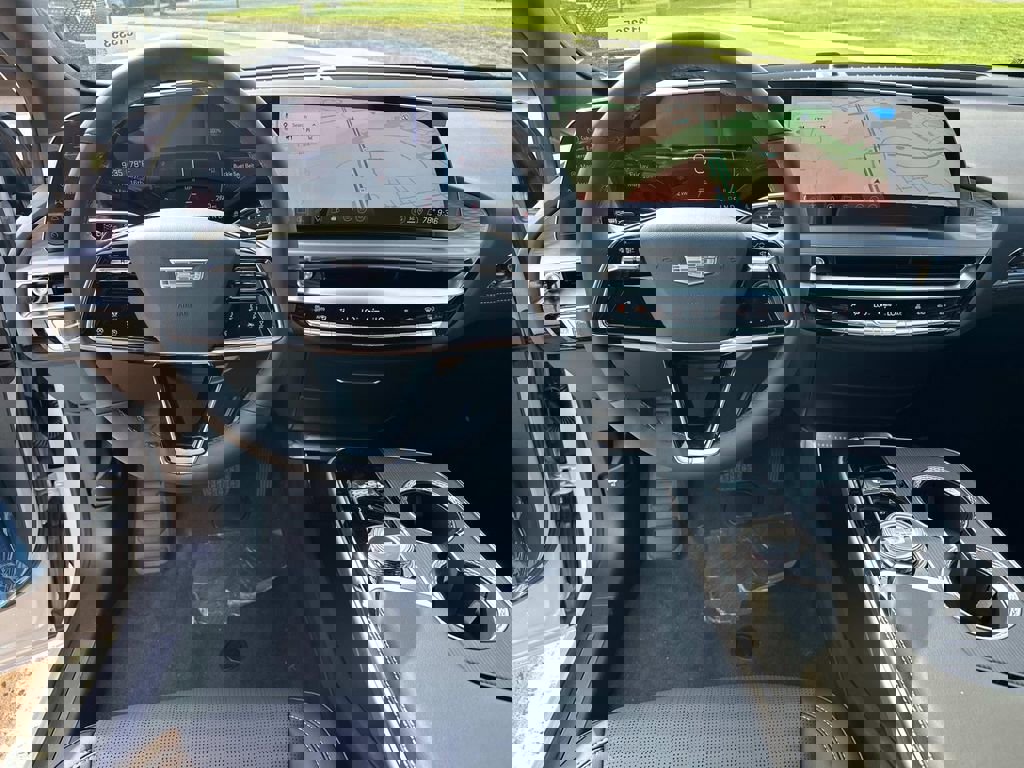 New 2025 Cadillac Lyriq Sport image 18