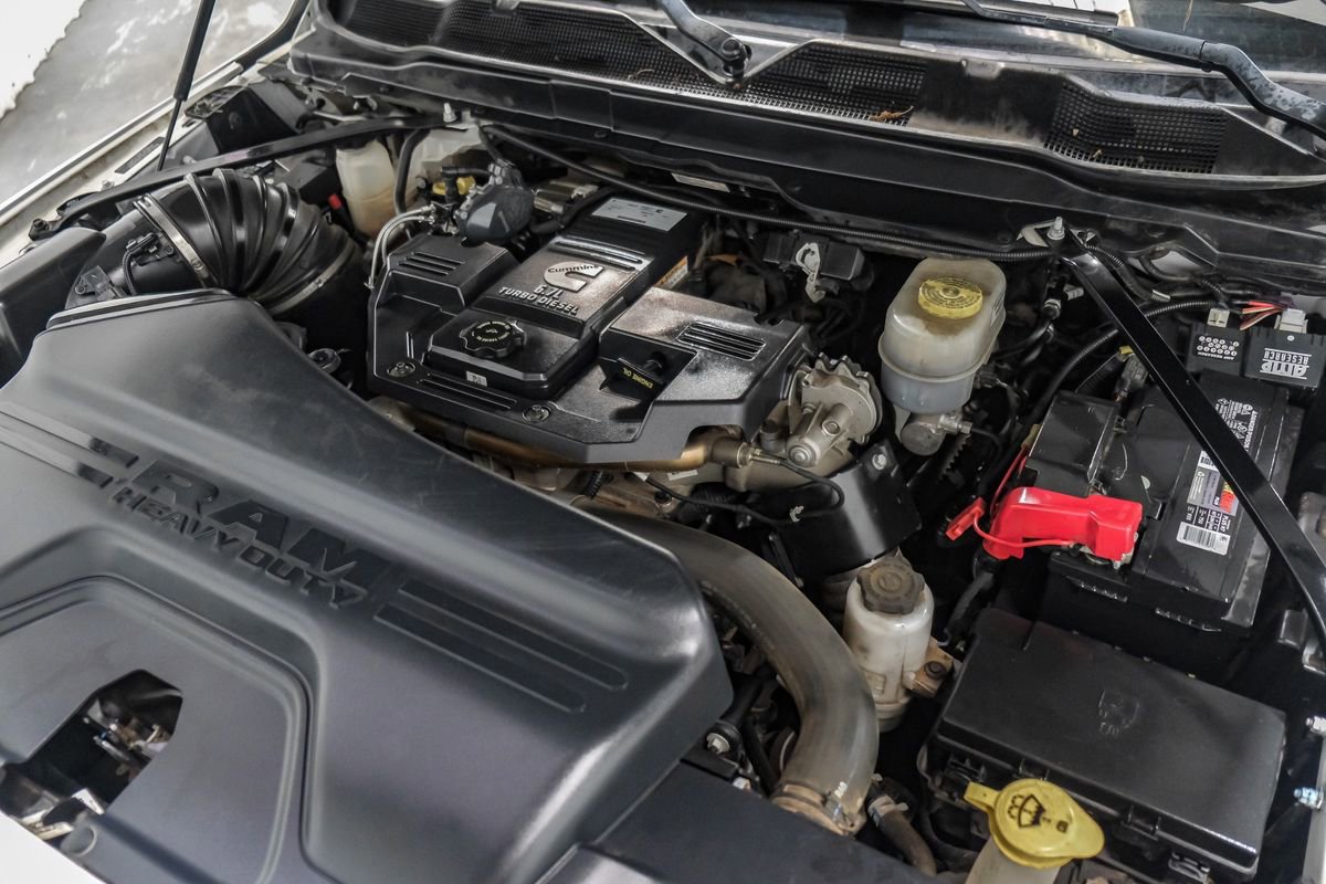 Used 2020 RAM 2500 Laramie w/ Night Edition image 58