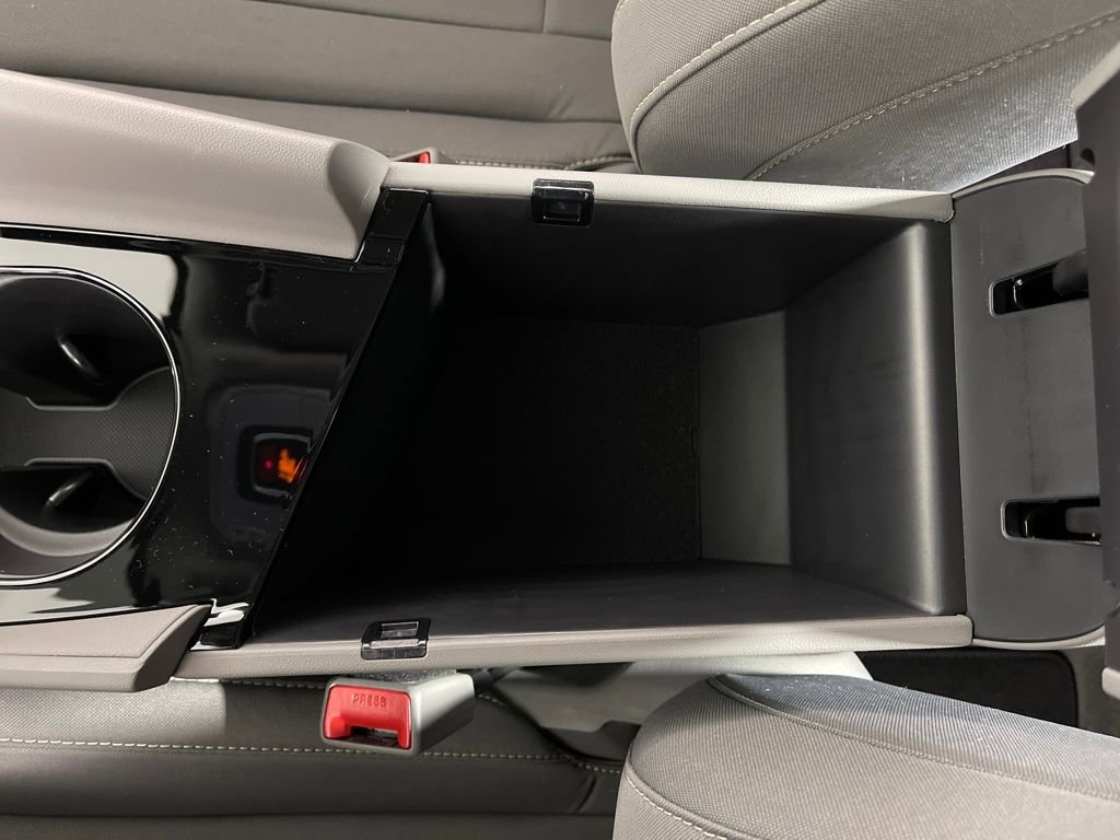 New 2026 Hyundai Elantra Sport image 25