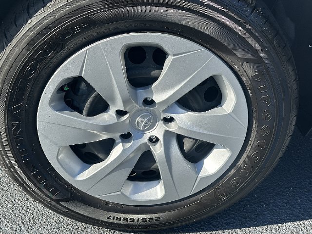 Certified 2025 Toyota RAV4 LE FWD image 10