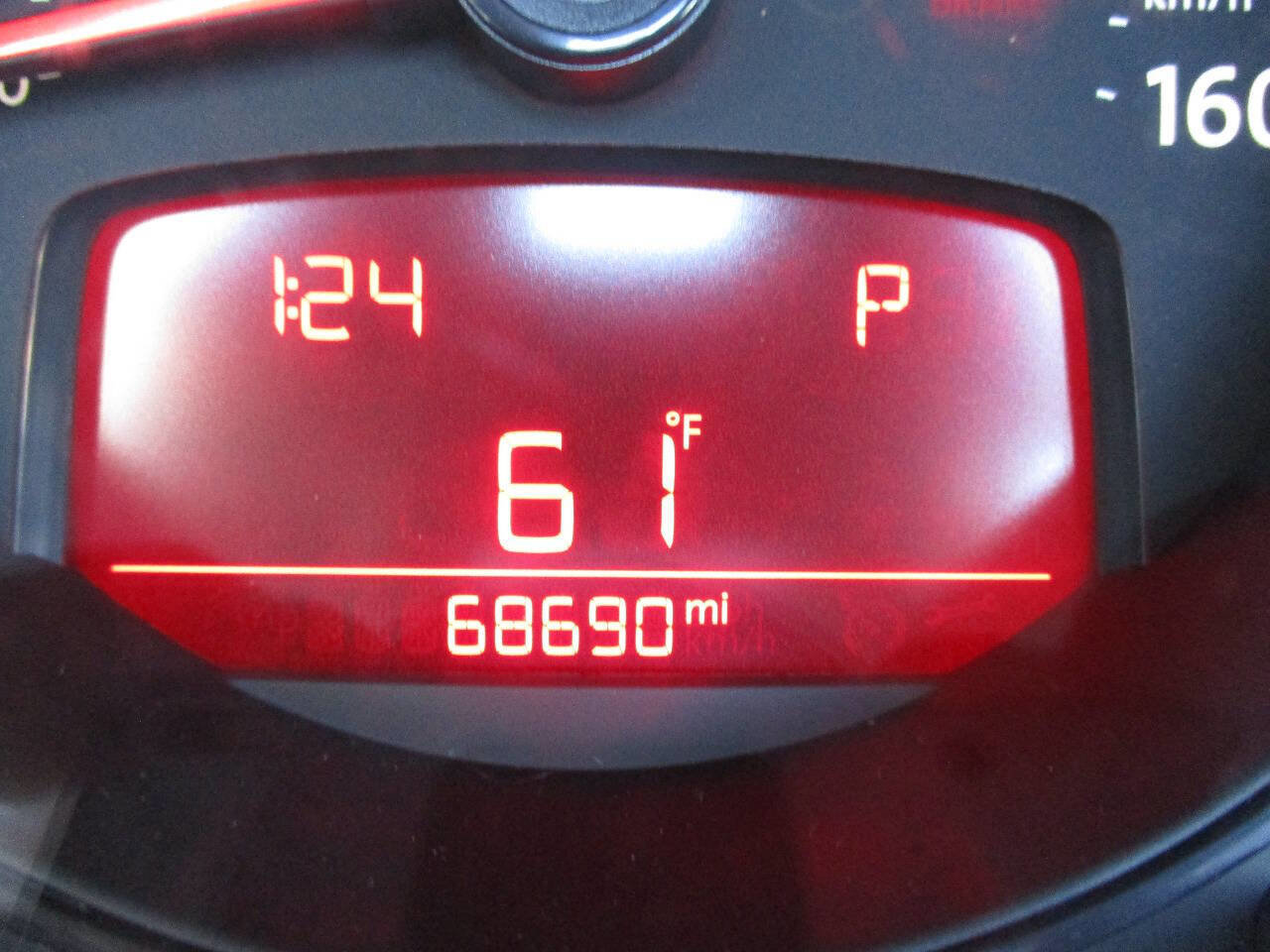 Used 2013 Volkswagen Beetle 2.5 FWD image 38