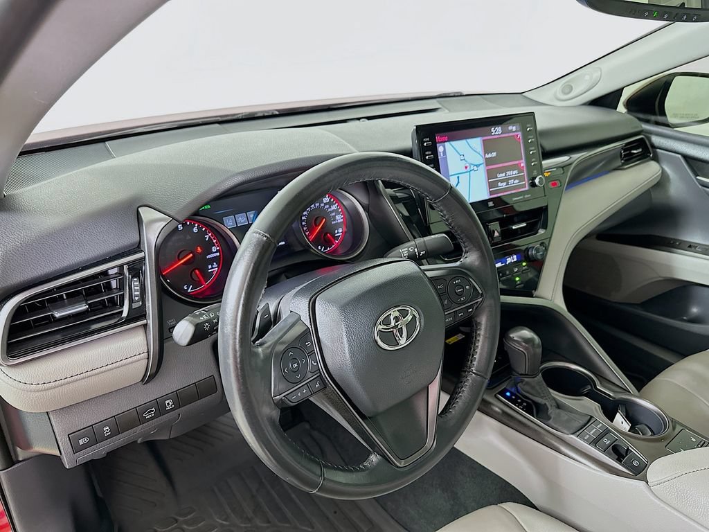Used 2022 Toyota Camry XSE w/ Navigation Package FWD image 10