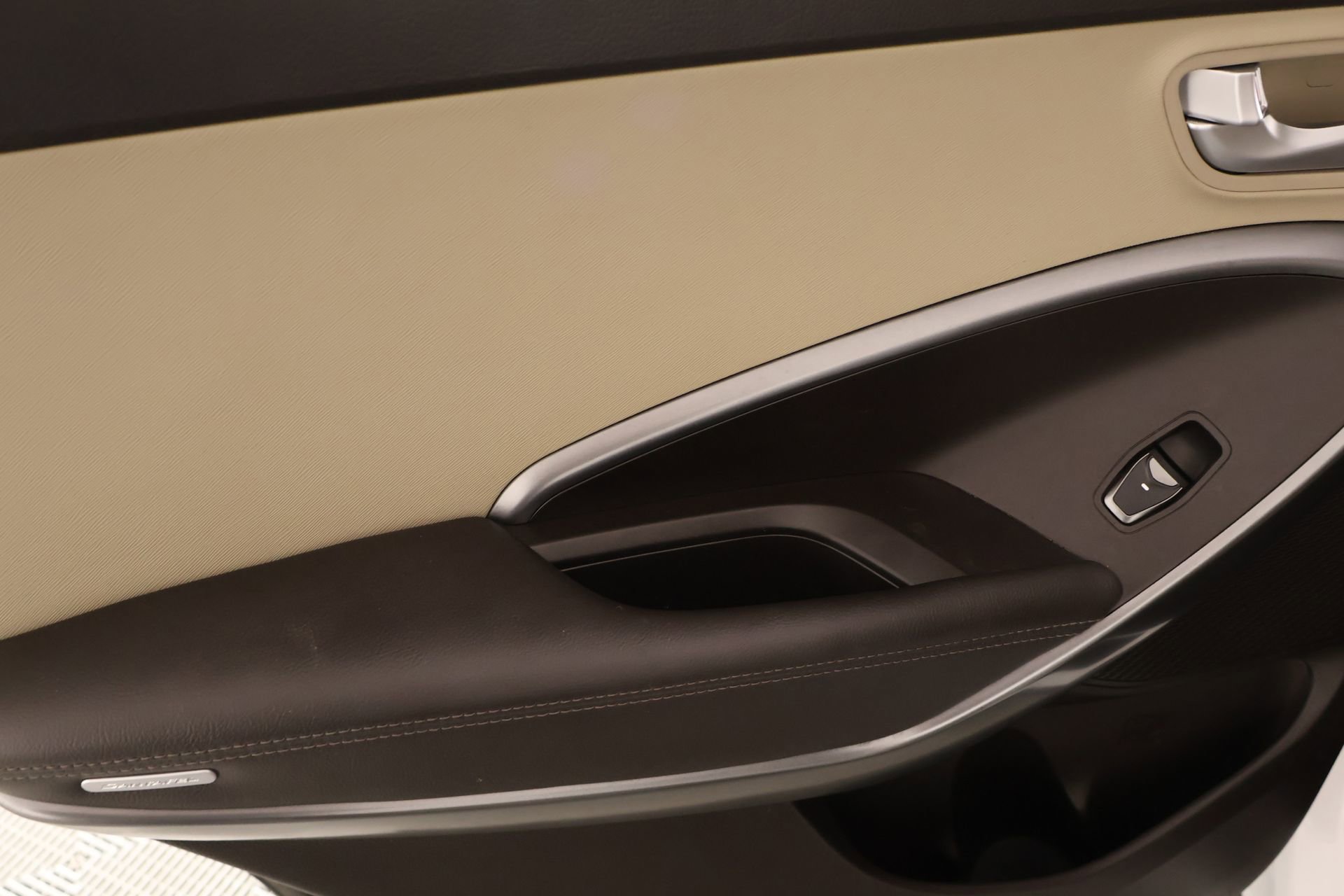 Used 2018 Hyundai Santa Fe Sport image 15