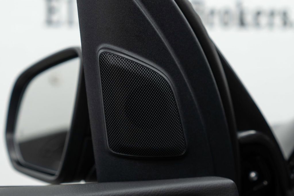 Used 2025 Mercedes-Benz GLE 350 4MATIC image 48