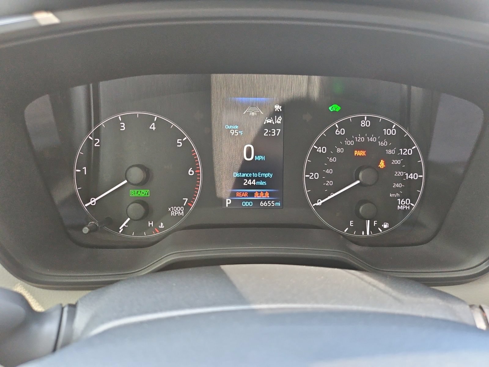 Used 2025 Toyota Corolla LE w/ Convenience Package FWD image 26