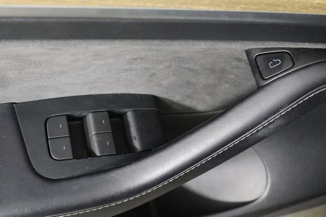 Used 2023 Tesla Model 3 Standard Range RWD image 17