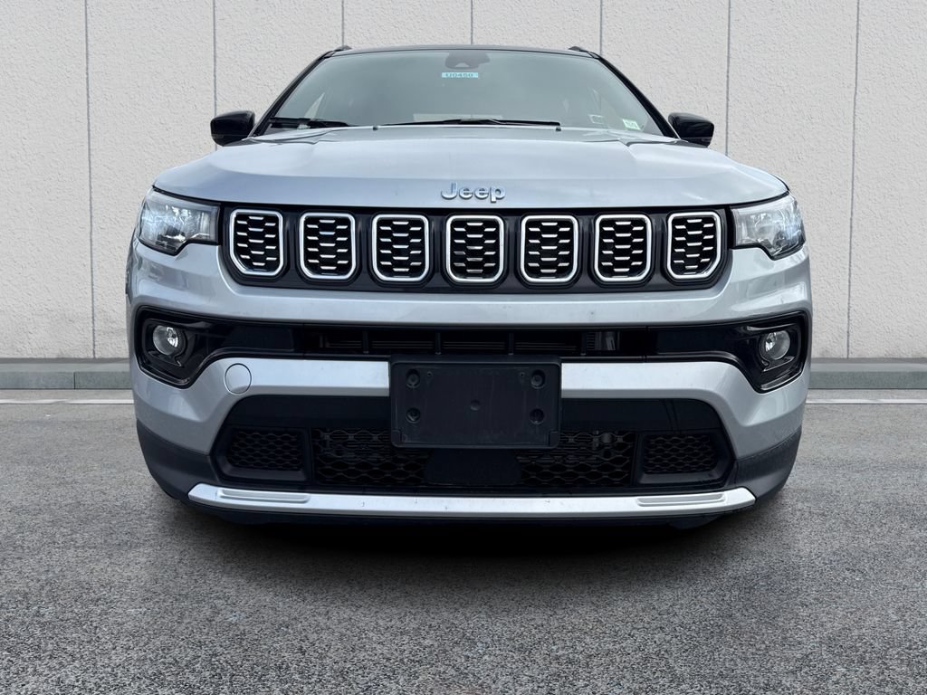 Used 2026 Jeep Compass Limited AWD/4WD image 2