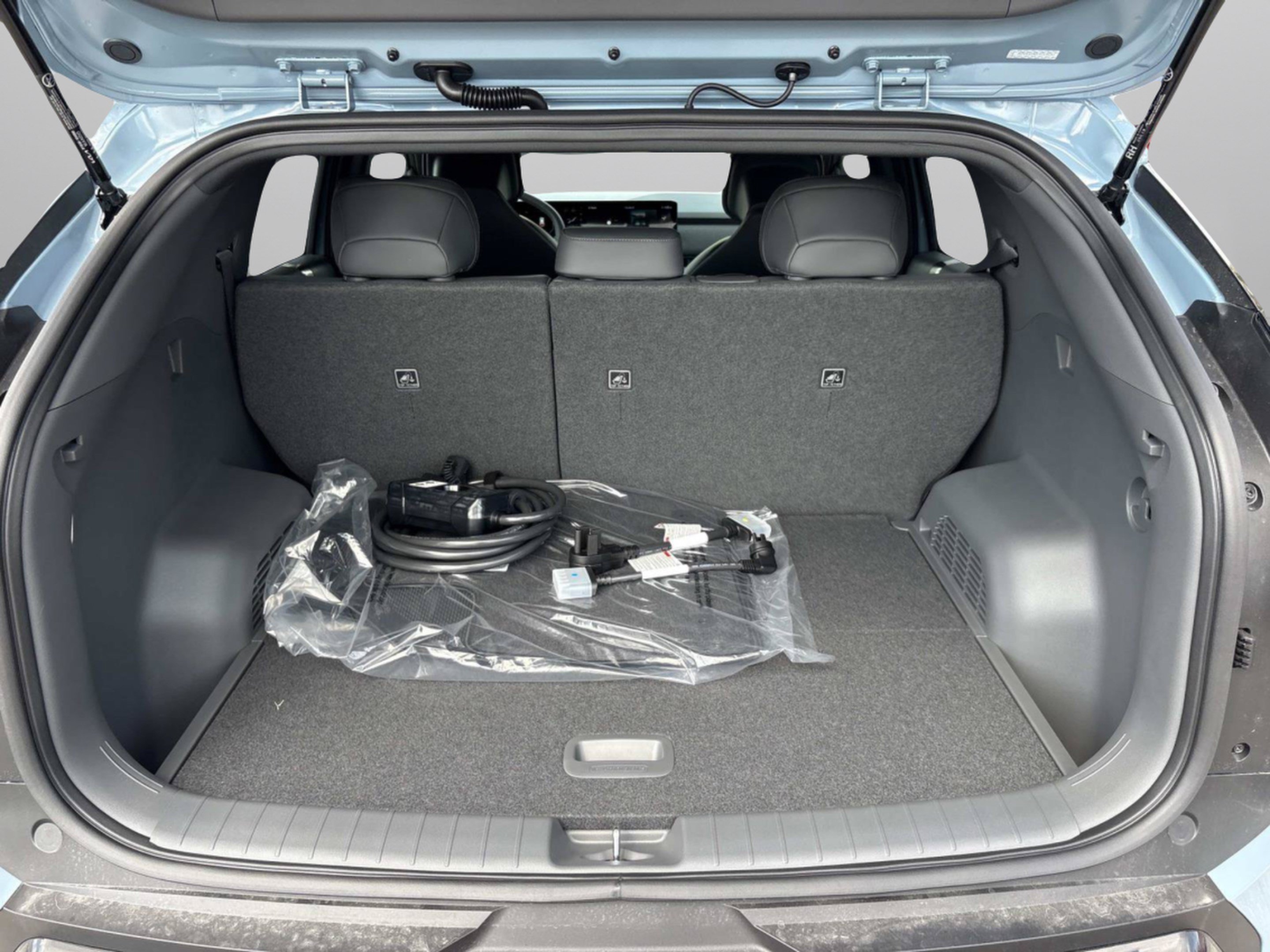 New 2027 Kia EV3 Wind FWD image 12