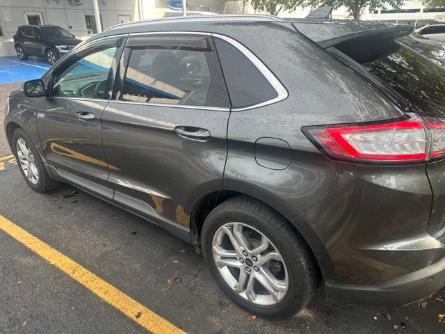 Used 2017 Ford Edge Titanium w/ Technology Package AWD/4WD image 7