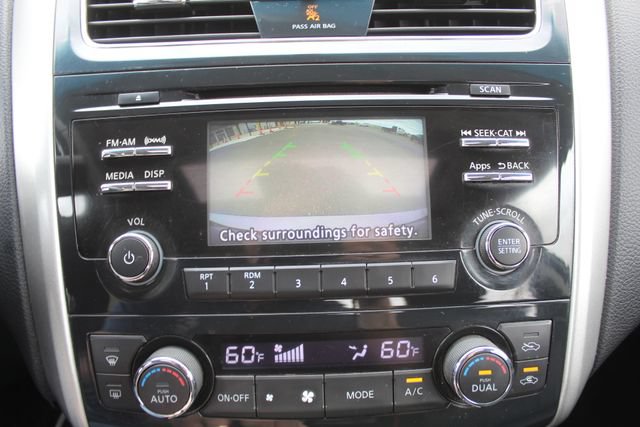 Used 2015 Nissan Altima 2.5 SL w/ Moonroof Package FWD image 24