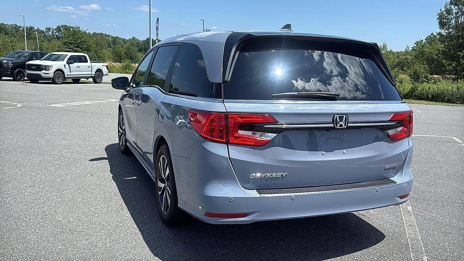 Used 2023 Honda Odyssey Touring image 8