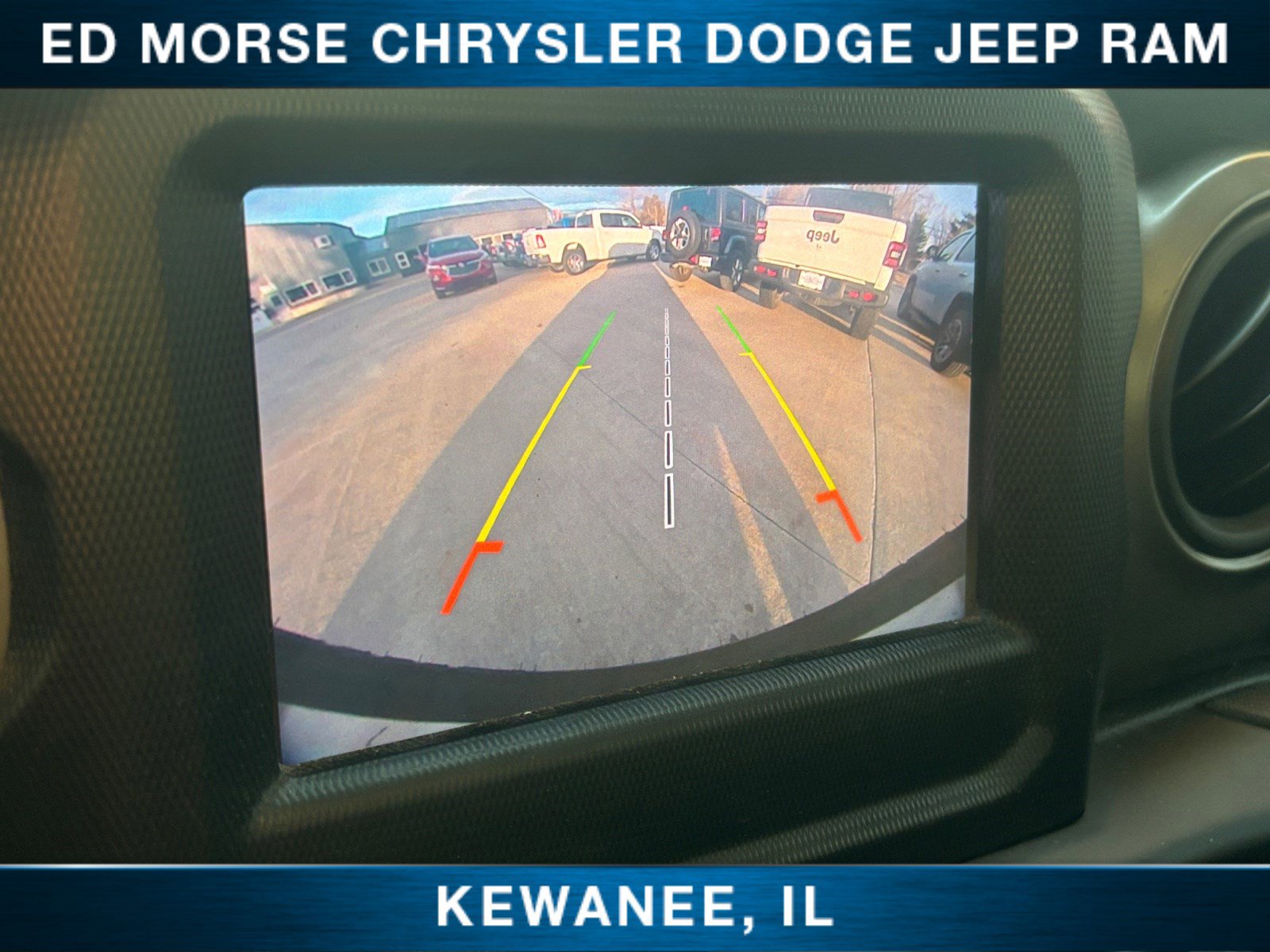 Used 2018 Jeep Wrangler Unlimited Sport S image 27