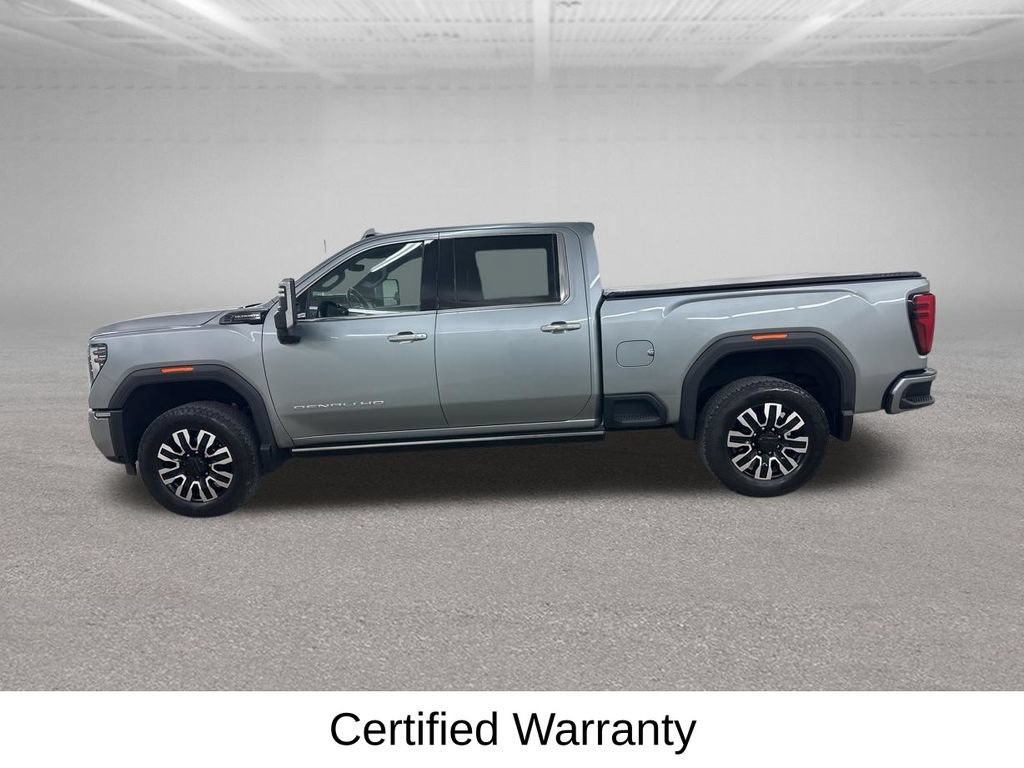 Used 2024 GMC Sierra 2500 Denali Ultimate AWD/4WD image 9