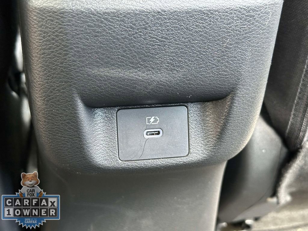 Used 2025 Nissan Versa SR w/ Trunk Package FWD image 12