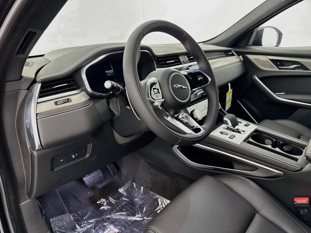 New 2026 Jaguar F-PACE R-Dynamic S AWD/4WD image 9