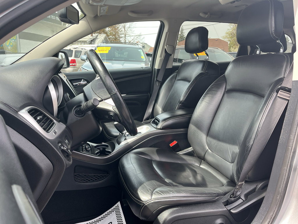 Used 2017 Dodge Journey GT w/ Flexible Seating Group AWD/4WD image 13