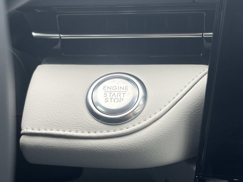 New 2026 Lincoln Nautilus Reserve AWD/4WD image 24
