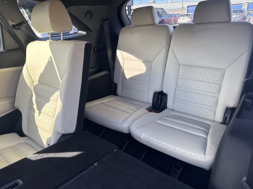 Used 2016 Kia Sorento SX w/ SXL Technology Package image 12