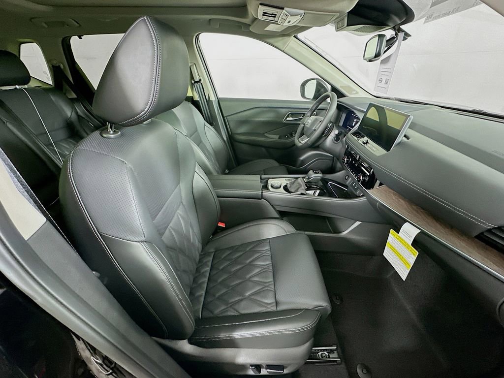 New 2026 Nissan Rogue Platinum w/ Platinum Premium Package image 35