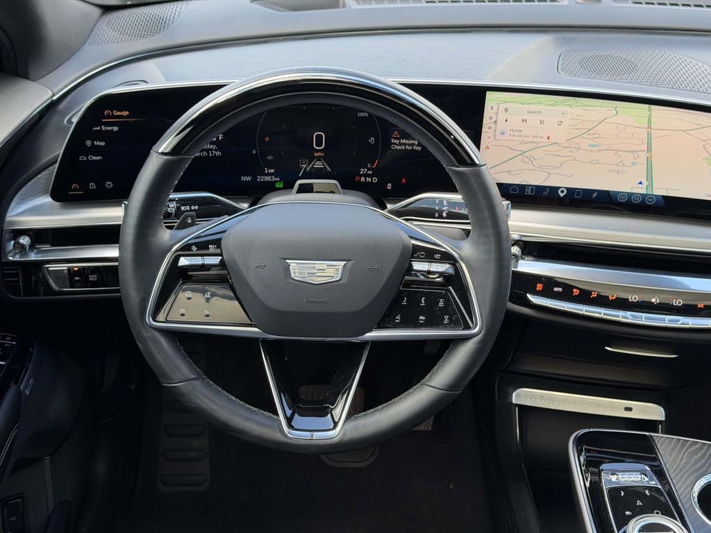 Used 2023 Cadillac Lyriq Luxury image 21