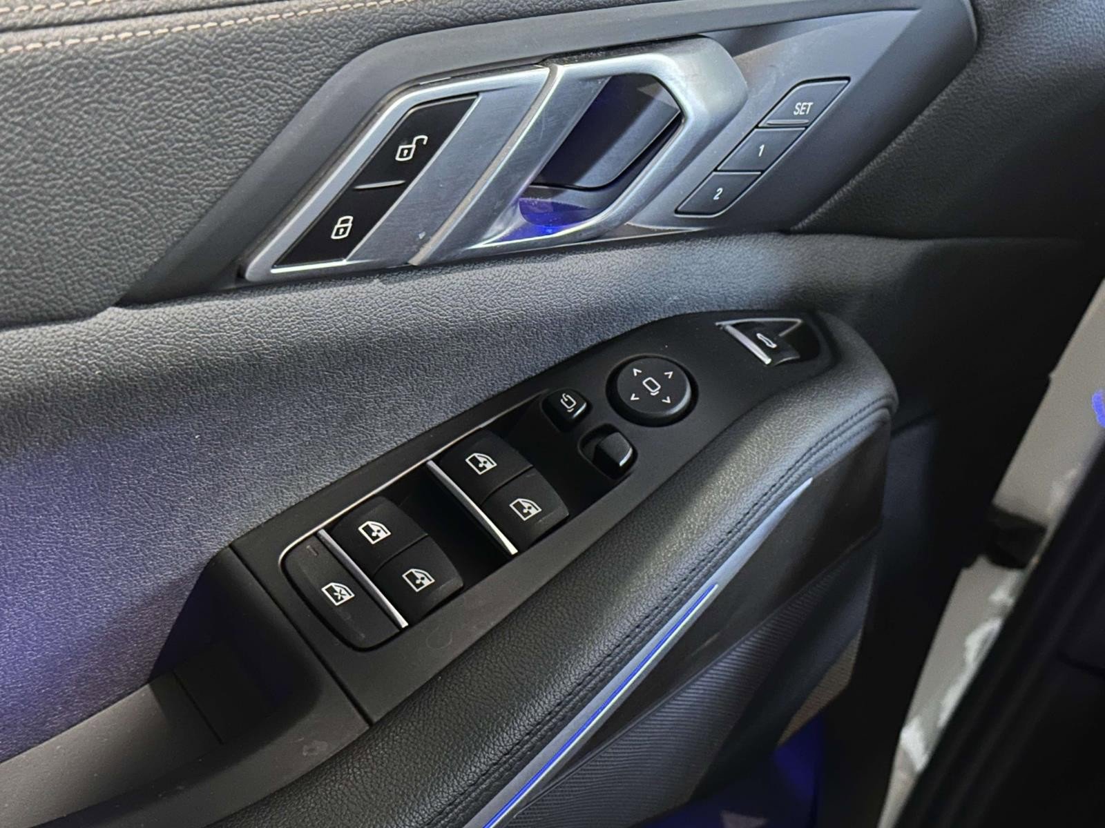 Used 2022 BMW X5 xDrive40i w/ Climate Comfort Package image 10