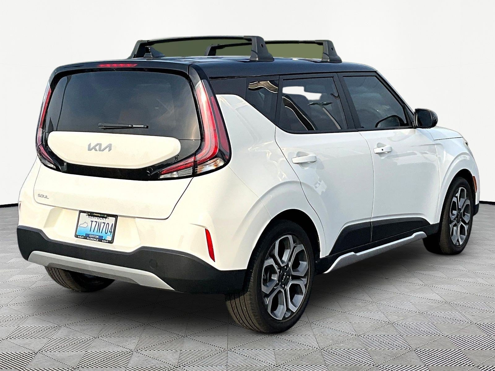 Used 2025 Kia Soul EX FWD image 6