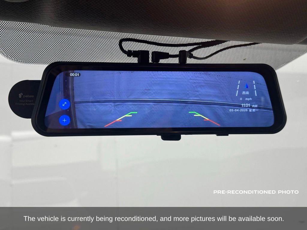 Used 2016 Nissan Versa SV FWD image 13