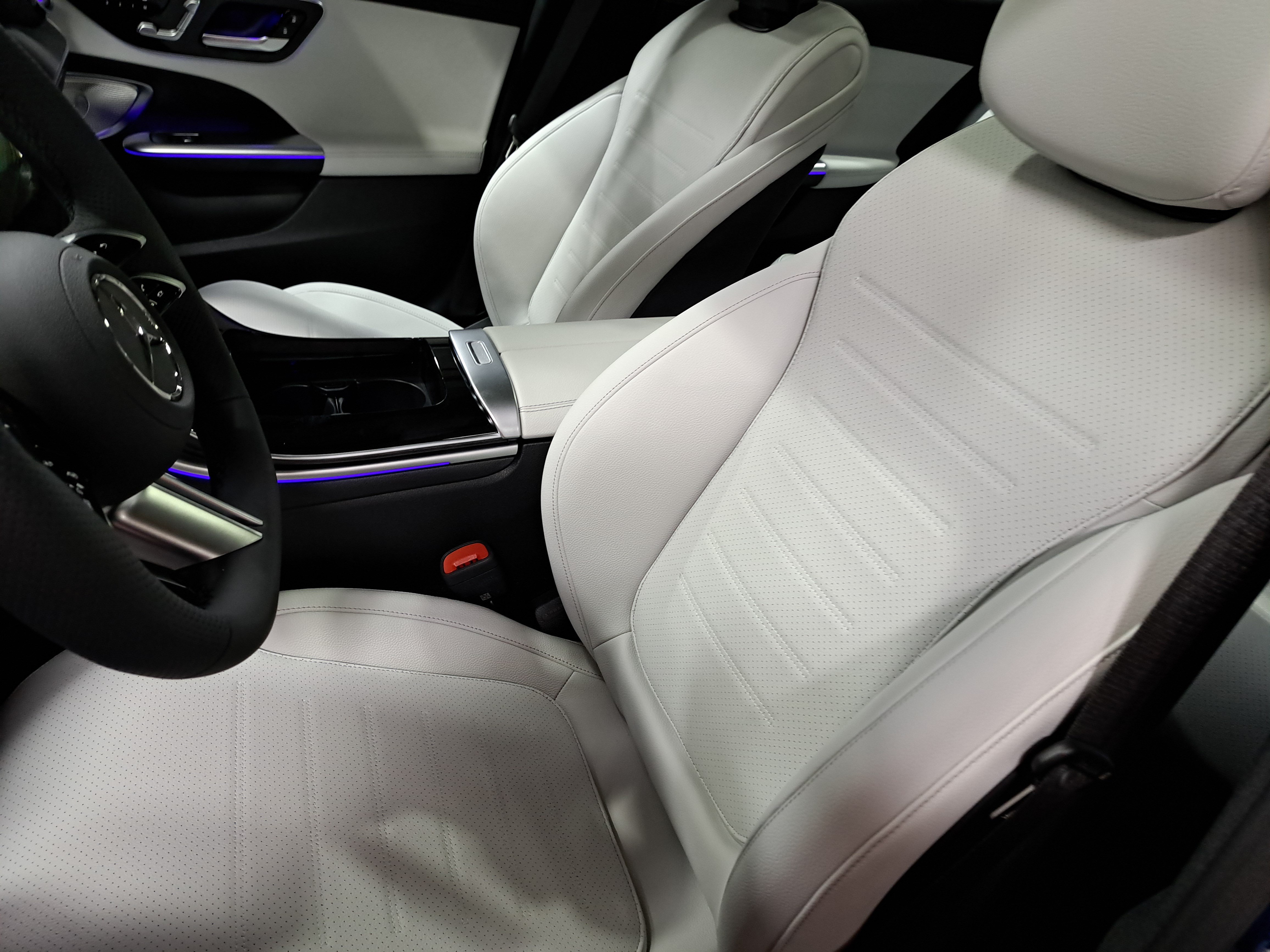 New 2026 Mercedes-Benz C 300 Sedan image 16
