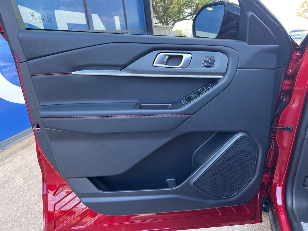 New 2026 Ford Explorer ST-Line image 13