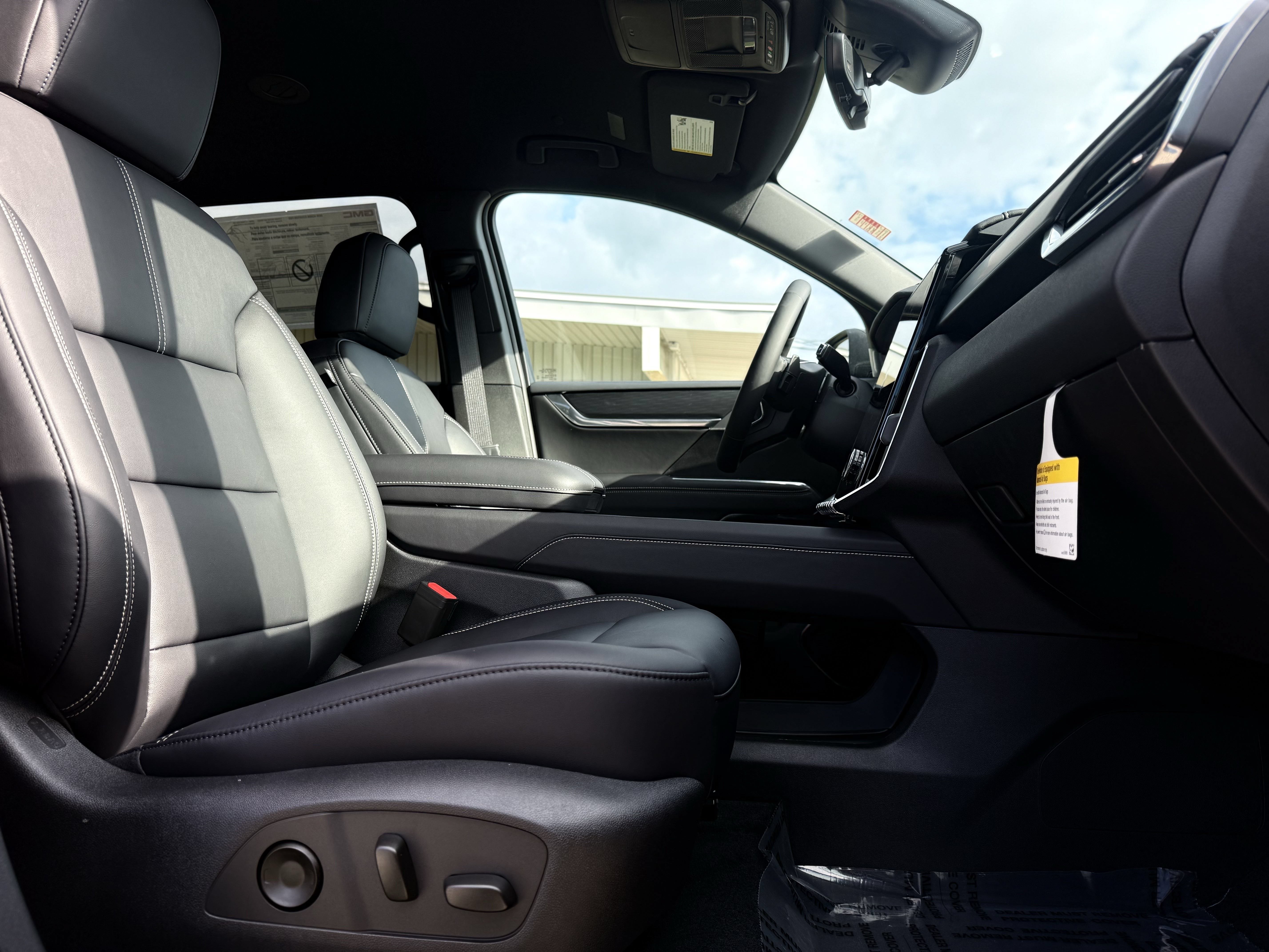 New 2026 GMC Acadia Elevation w/ Black Edition FWD image 11