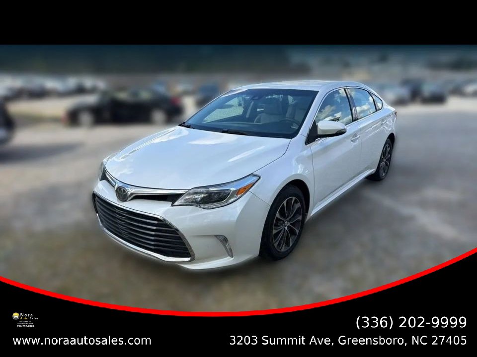 Used 2017 Toyota Avalon XLE FWD image 1